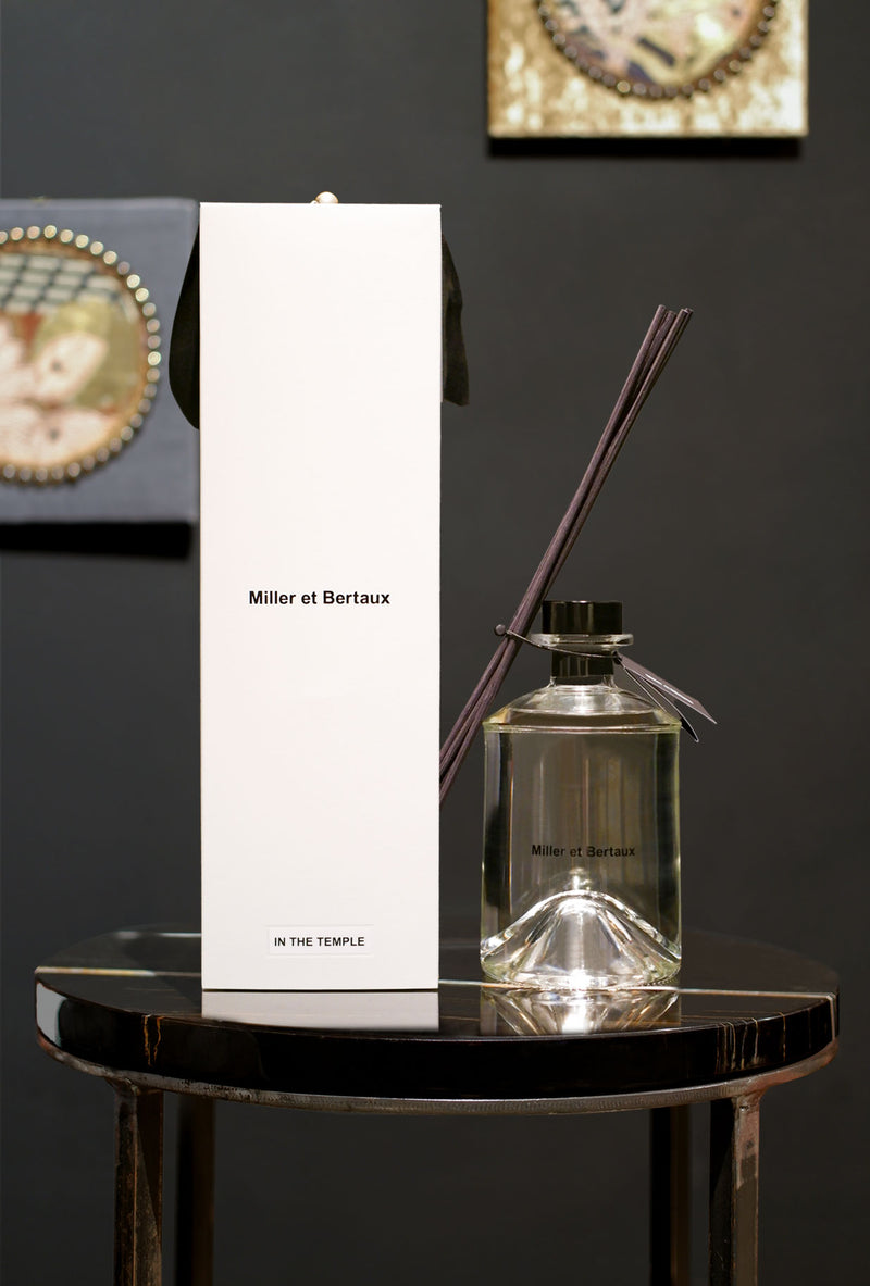 in the temple di miller et bertaux diffusore ambiente profumata legnosa 500ml