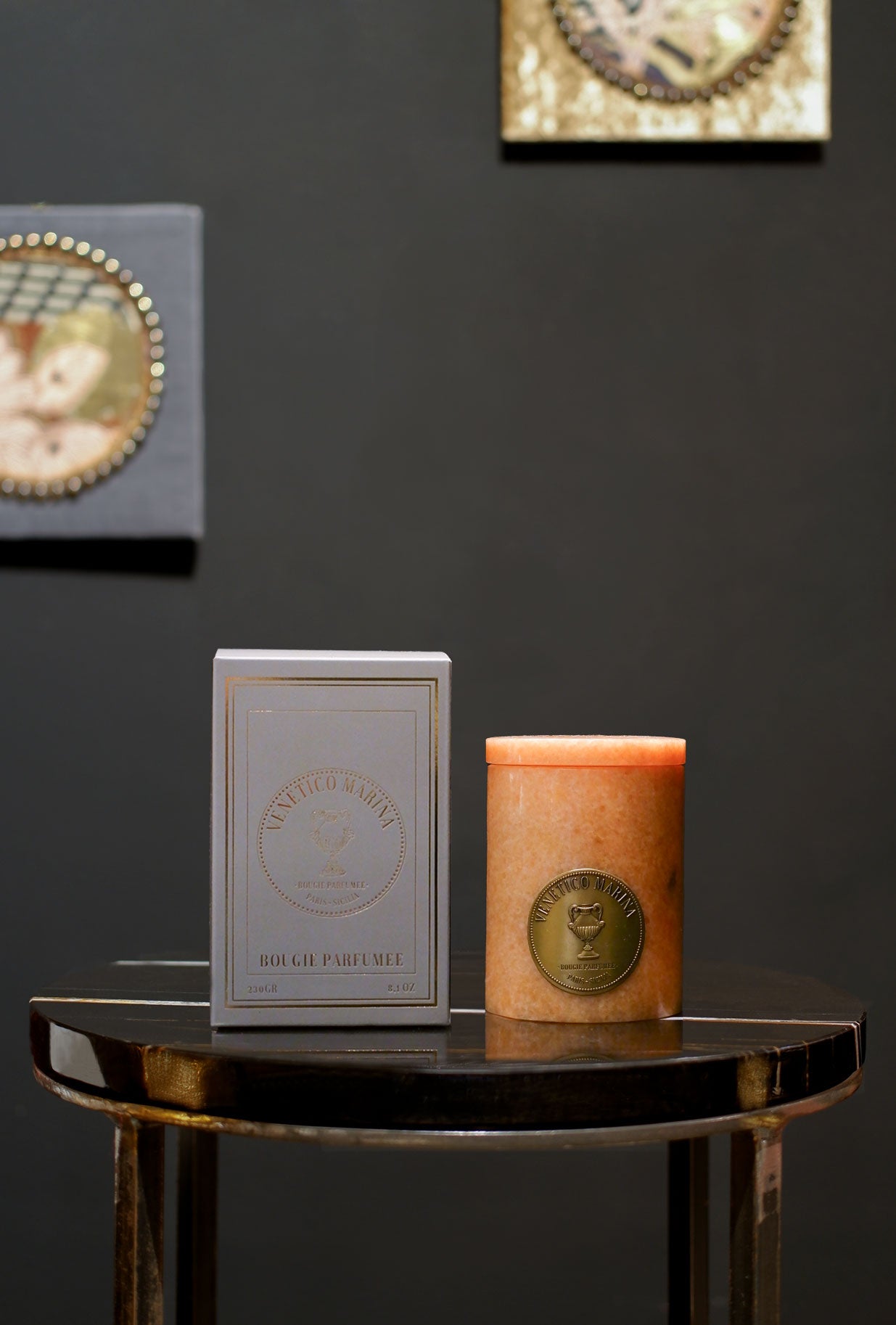 candela d'atmosfera profumata "Amore" di venetico marina realizzata in marmo arancione