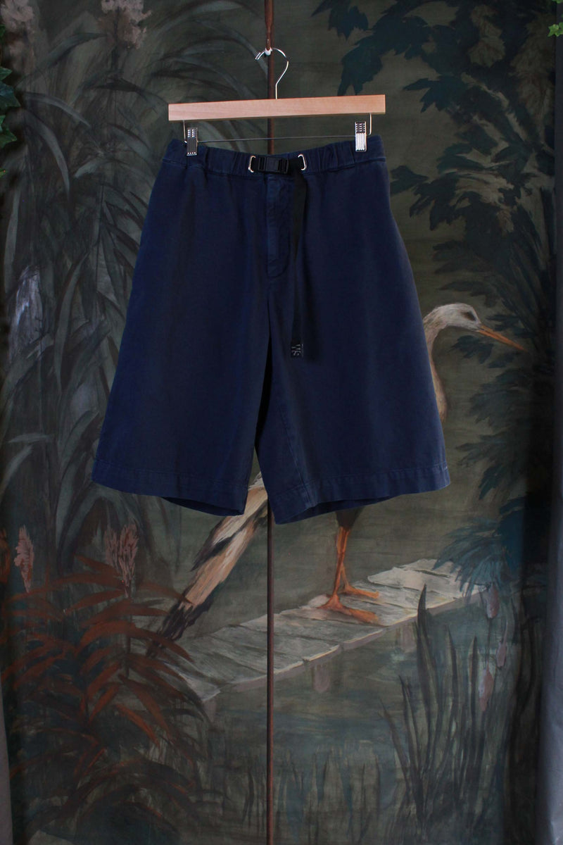 pantalone corto bermuda di white sand da uomo vestibilità over color night blue