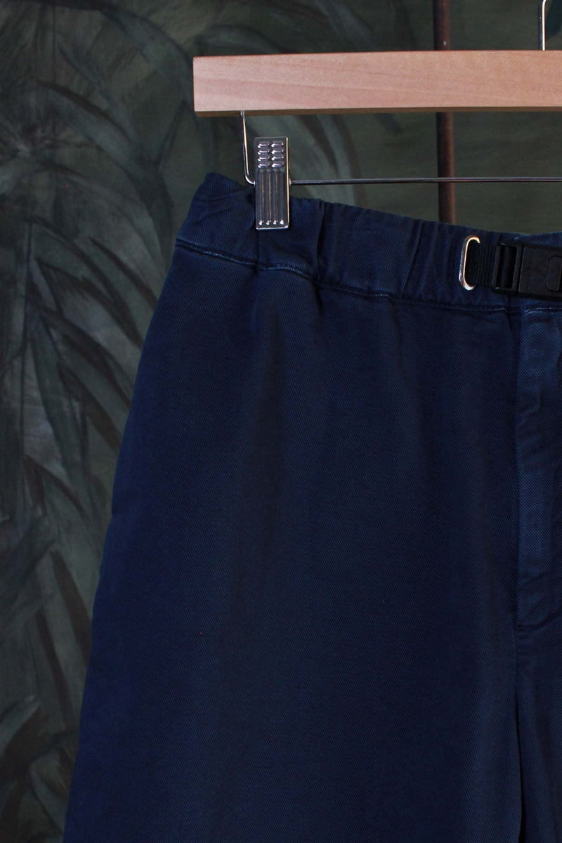 pantalone corto bermuda di white sand da uomo vestibilità over color night blue