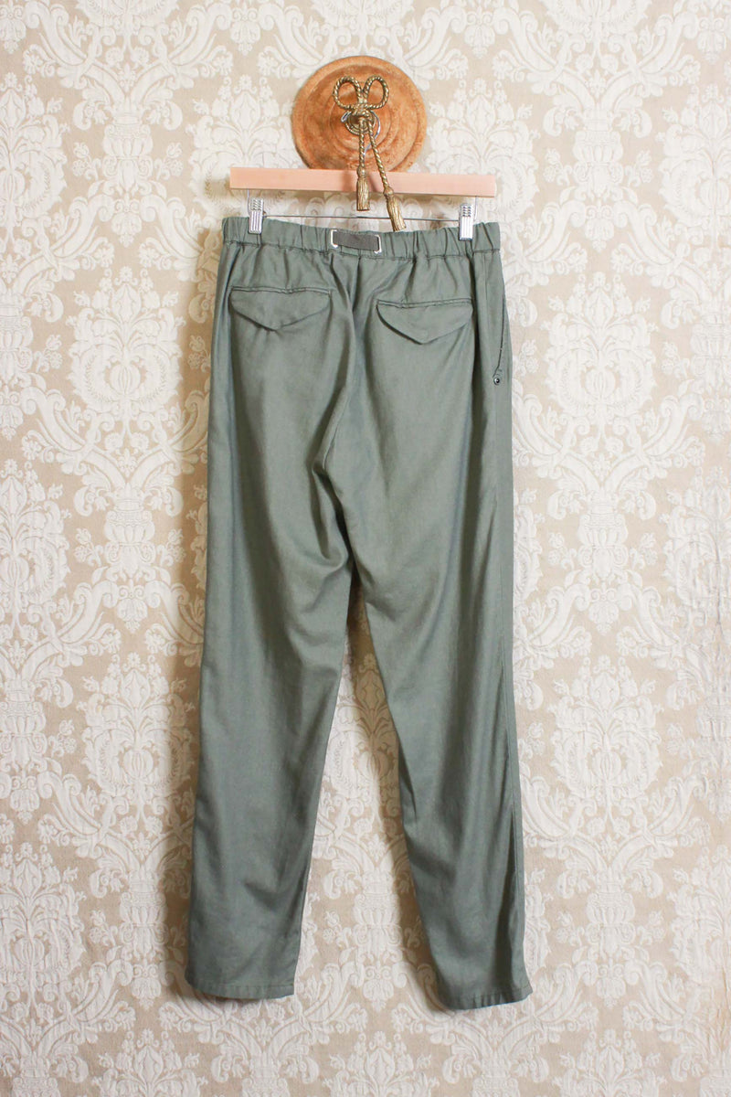 Pantalone chino brad di white sand doppia pince in lino color verde kakhi