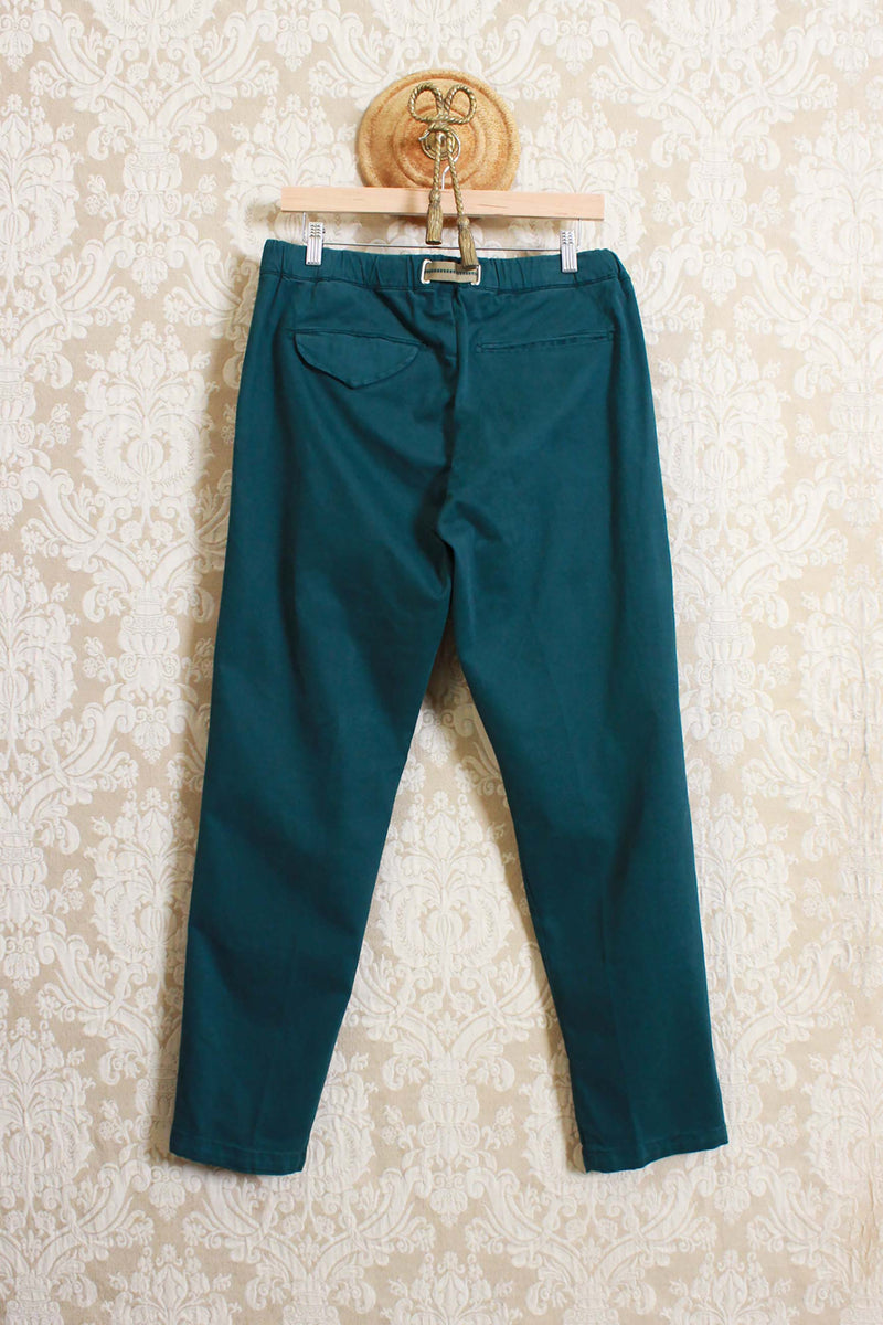 Pantalone Greg da uomo color green forest con coulisse della maison white sand