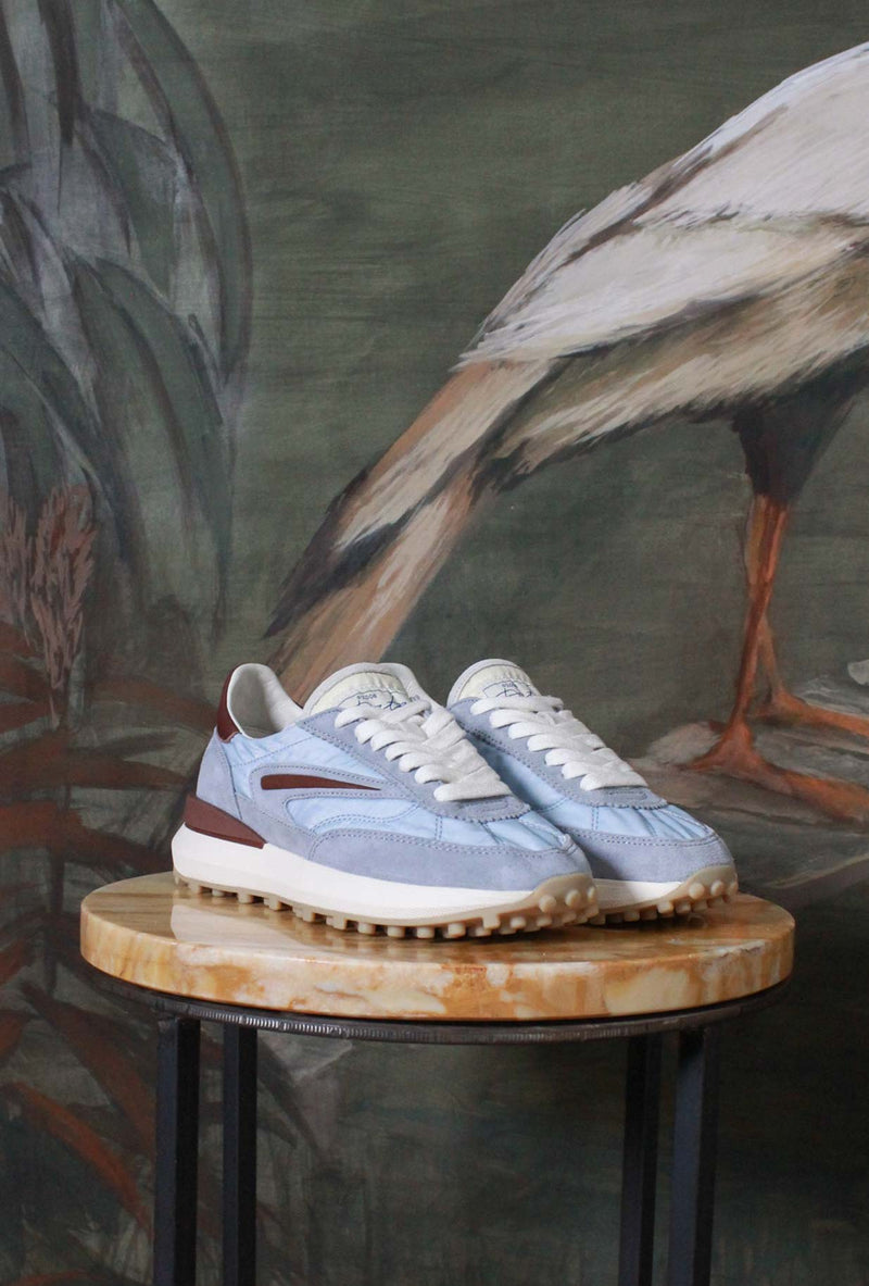 Nuova Sneaker Athleta di D.A.T.E.  in nylon con vibrante tonalità Sky da Donna