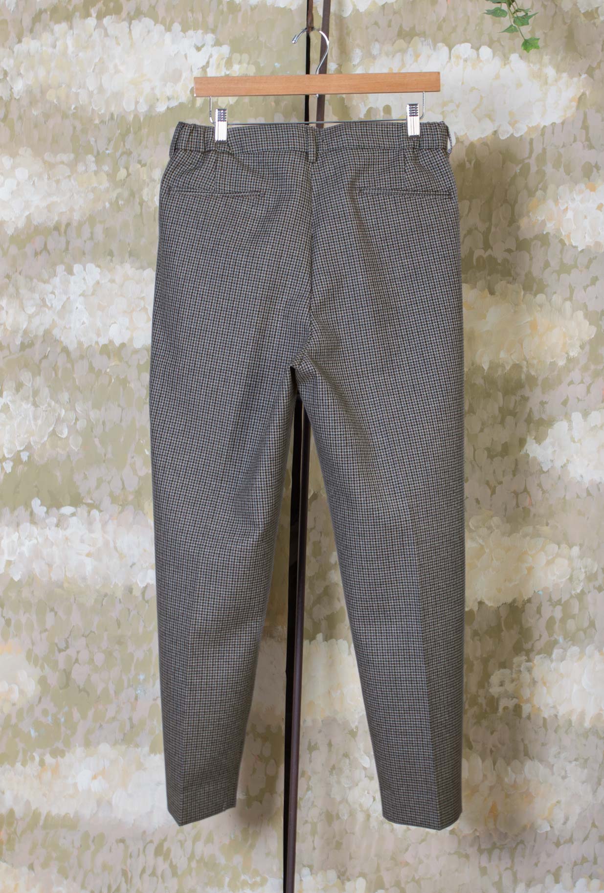 Pantalone di Be Able realizzato in pregiata lana nella raffinata fantasia pied-de-poule da Uomo