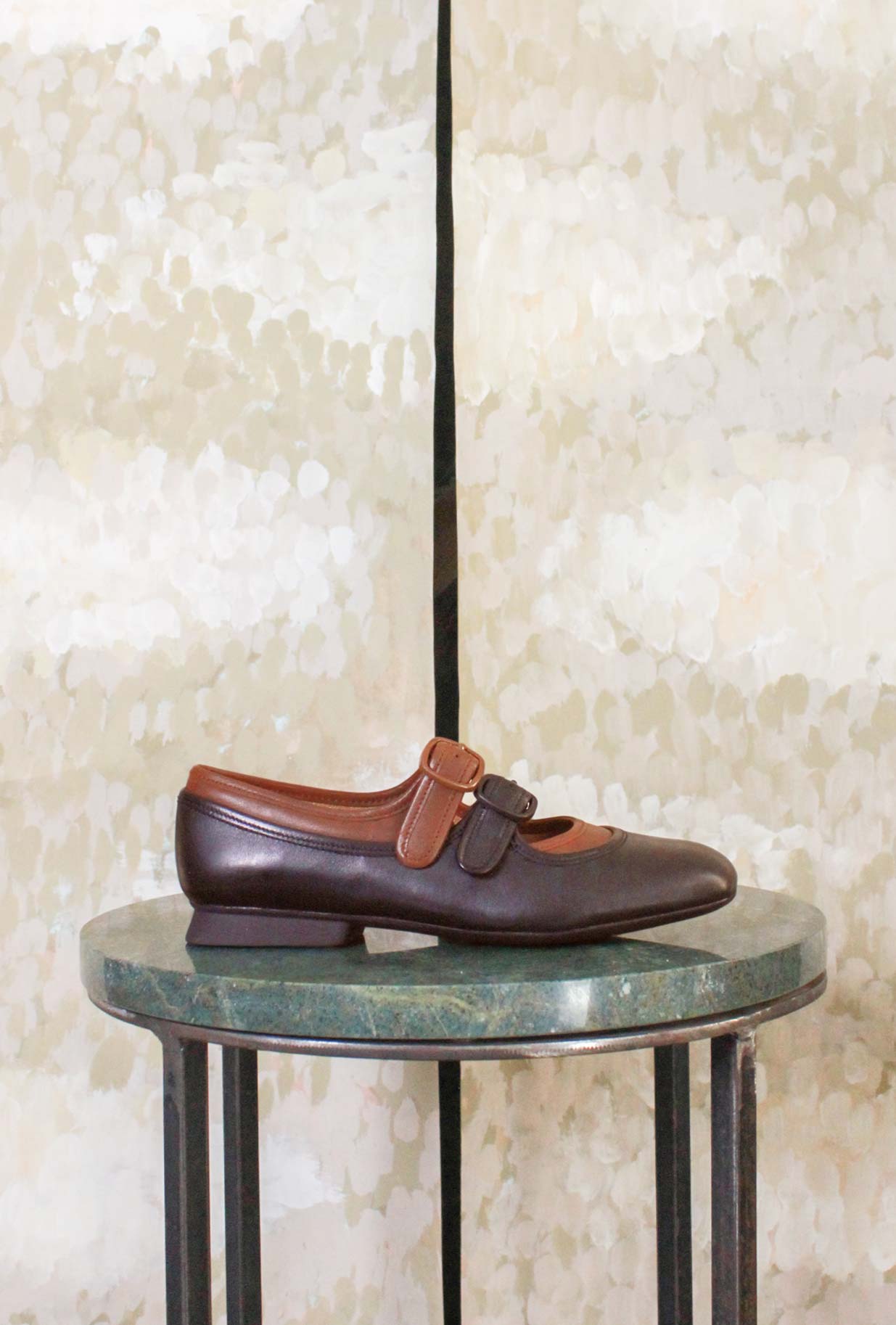 Ballerina Casi Double di Camper  nella raffinata combinazione Black-Cuoio da Donna
