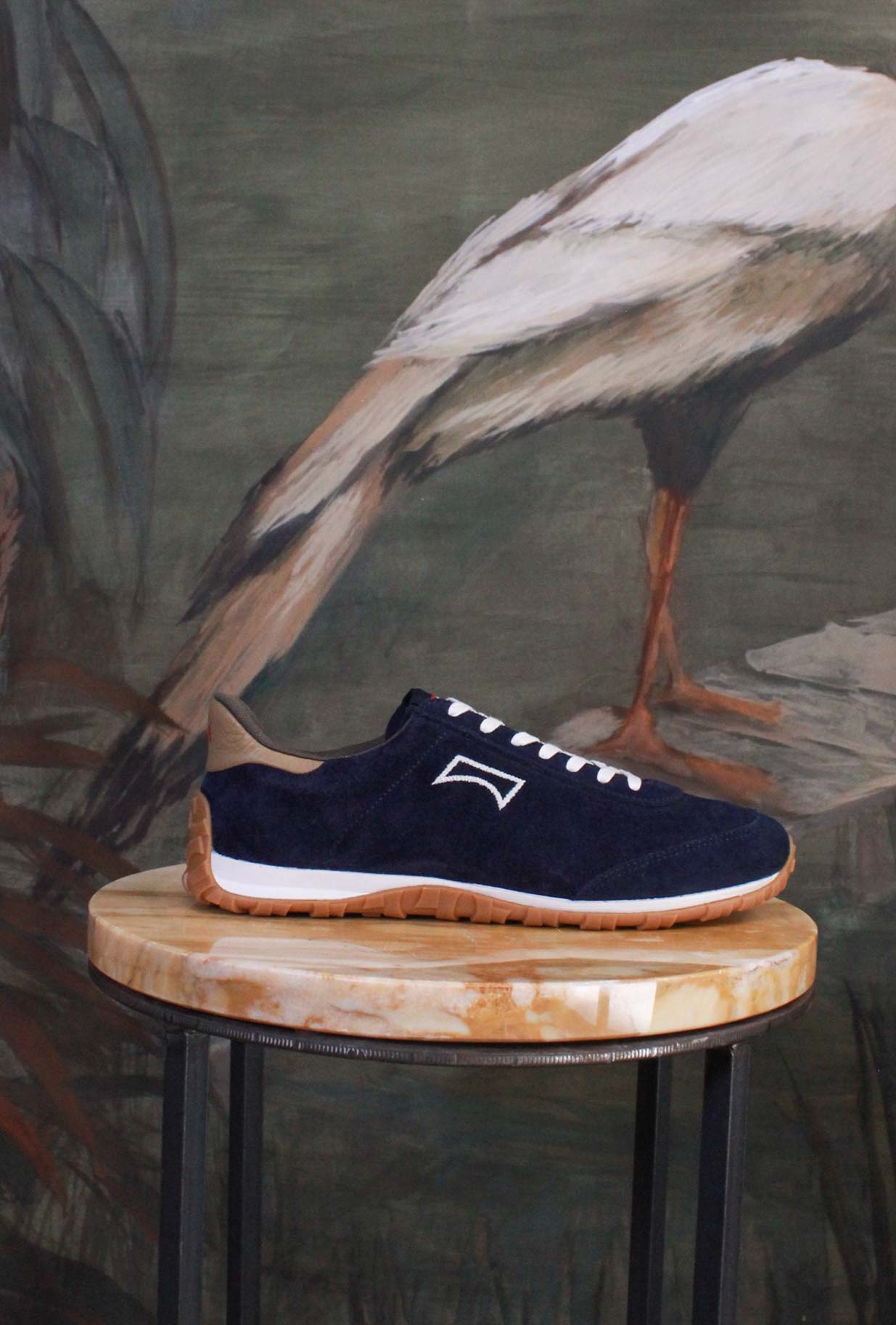 Sneakers Drift Walk Night Blue di Camper rappresentano in pieno la dinamicità dell’uomo moderno e cosmopolita 