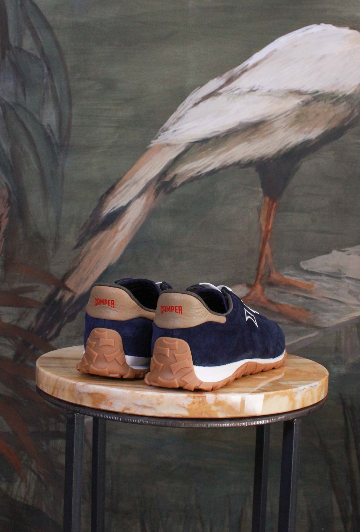Sneakers Drift Walk Night Blue di Camper rappresentano in pieno la dinamicità dell’uomo moderno e cosmopolita 