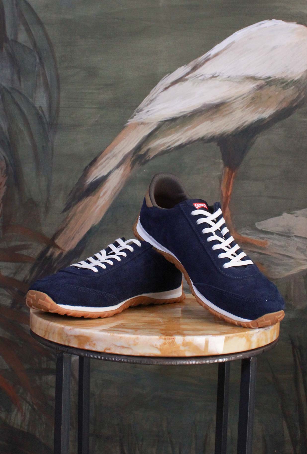 Sneakers Drift Walk Night Blue di Camper rappresentano in pieno la dinamicità dell’uomo moderno e cosmopolita 