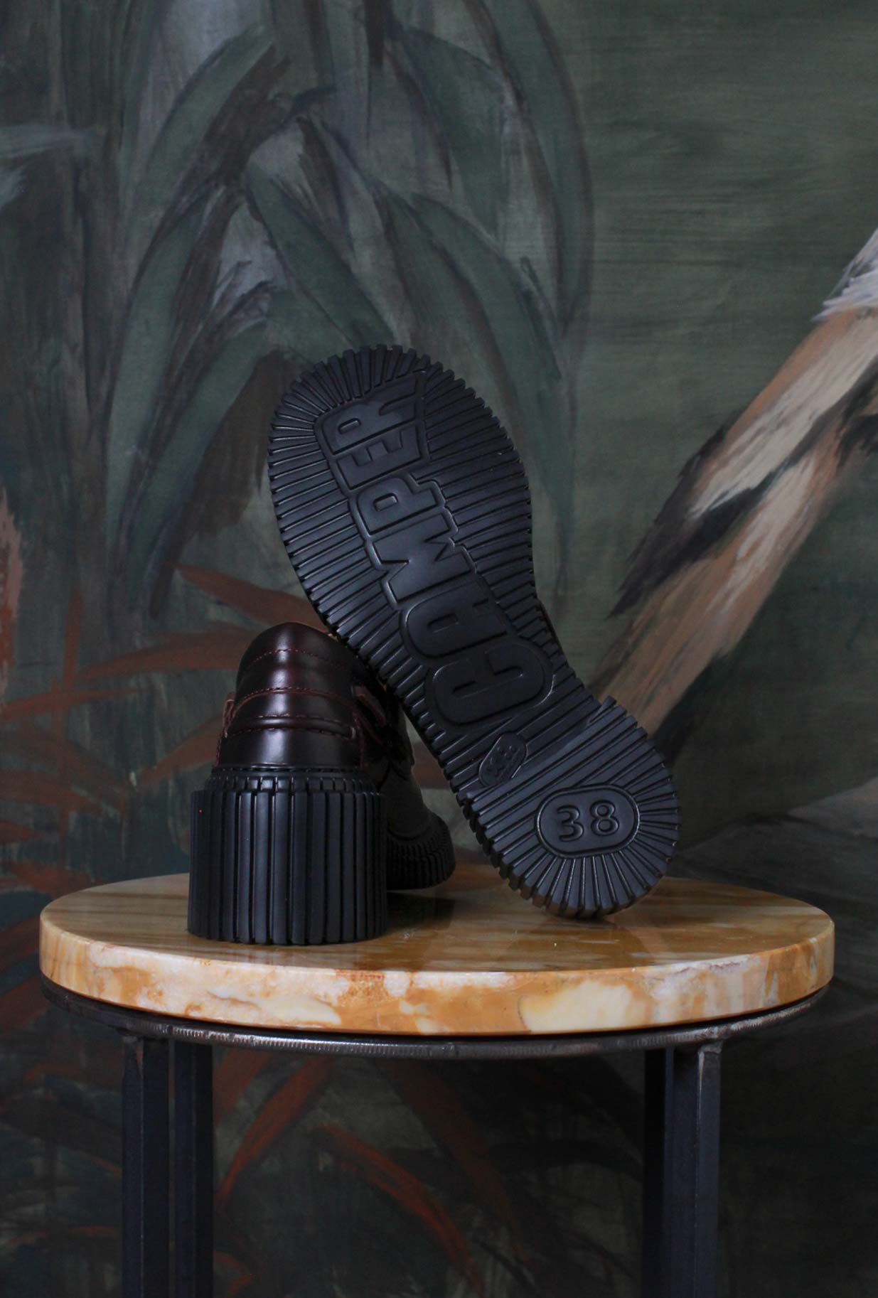 Nuovo mocassino invernale pix london di camper di ispirazione anni 60 color burgundy da donna