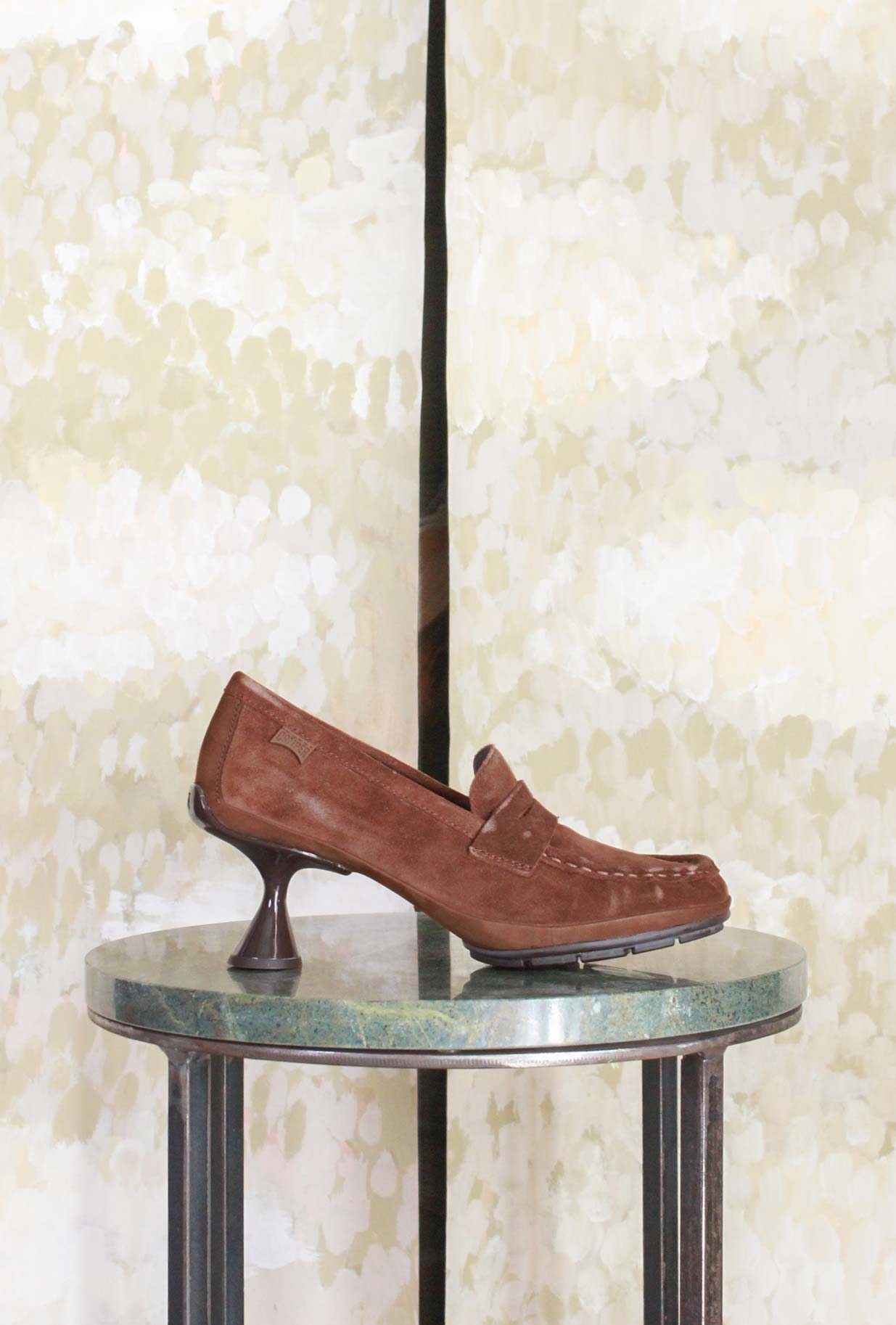 Penny Loafer High Brown di Camper ispirato all’iconico mocassino Penny Loafer da Donna