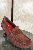 Penny Loafer High Brown di Camper ispirato all’iconico mocassino Penny Loafer da Donna