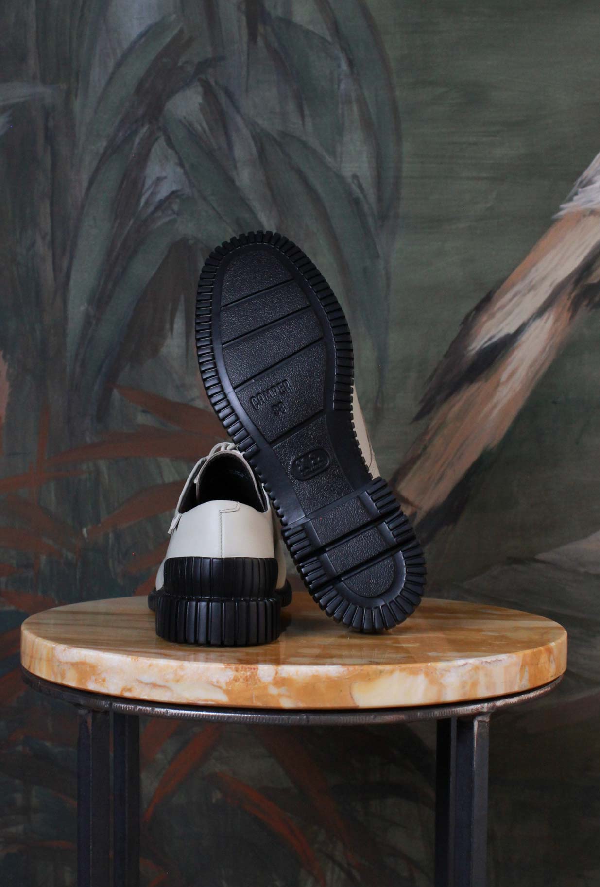 Camper scarpa derby Pix della Maison Off-white versatile  super-chic Ispirazione timeless Donna 
