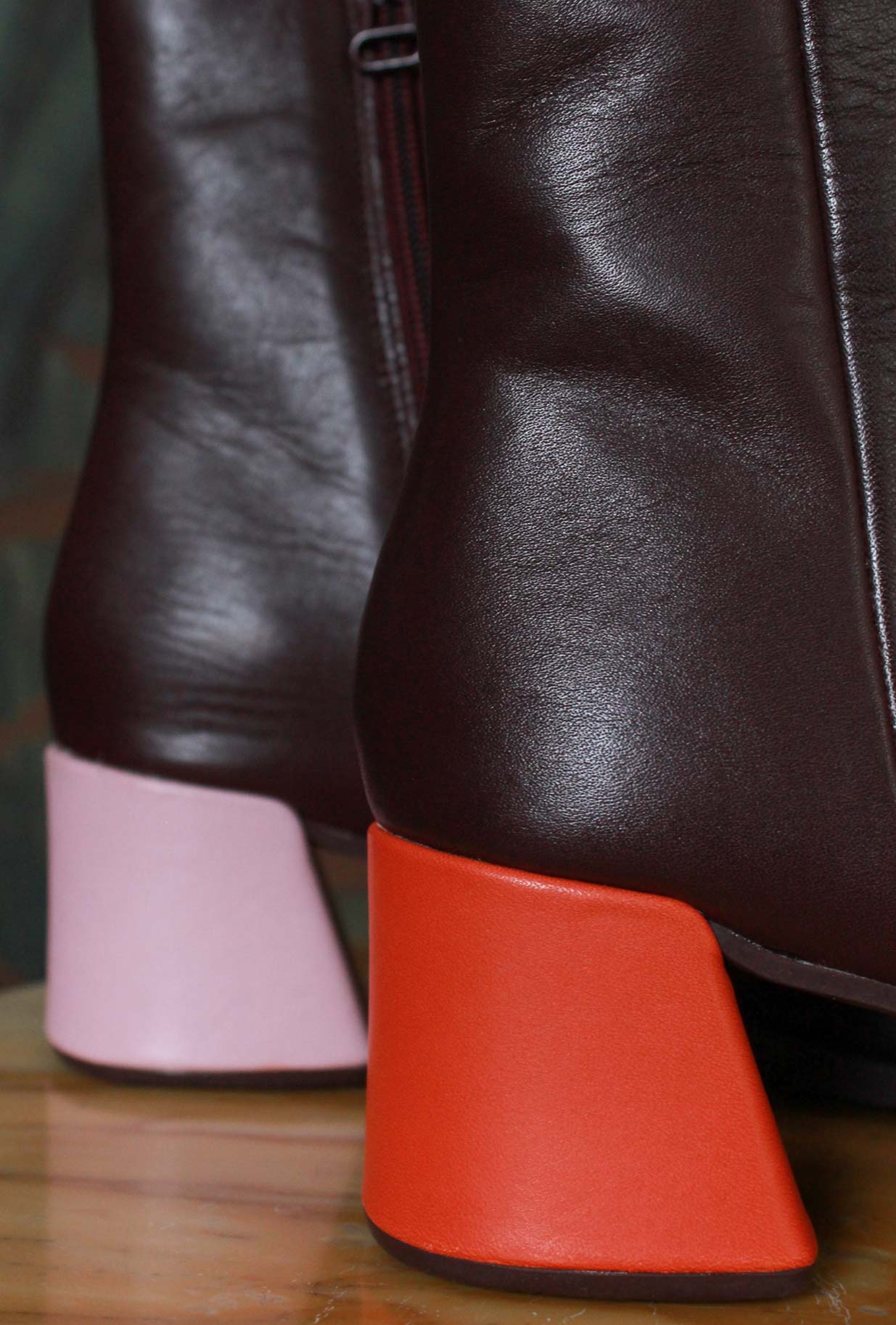 Stivaletto Kora Twins Burgundy Camper in pelle di vitello colore brown donna