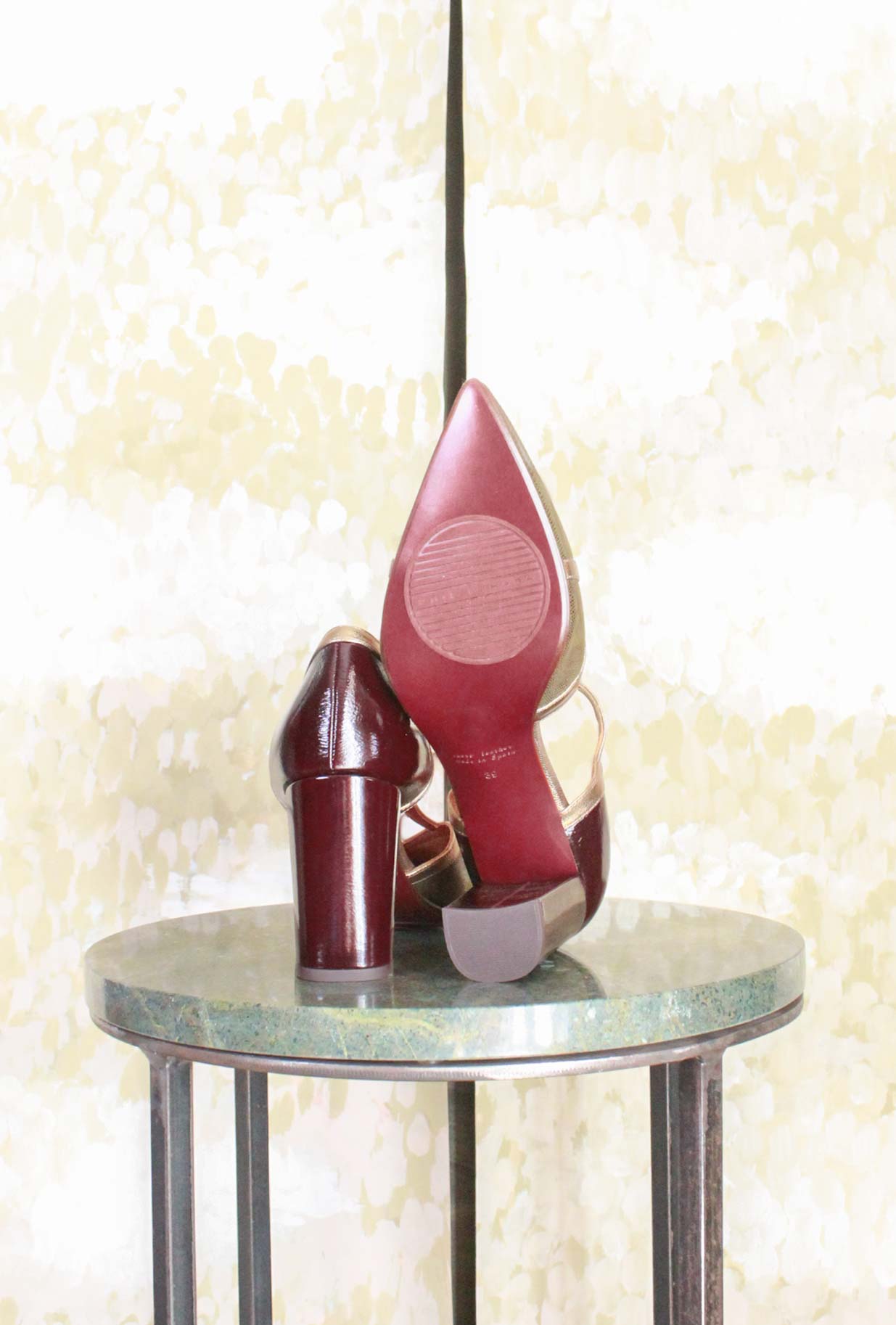 Décolleté Awear di Chie Mihara realizzate in pregiata pelle nell’elegante nuance Olive Drab da Donna
