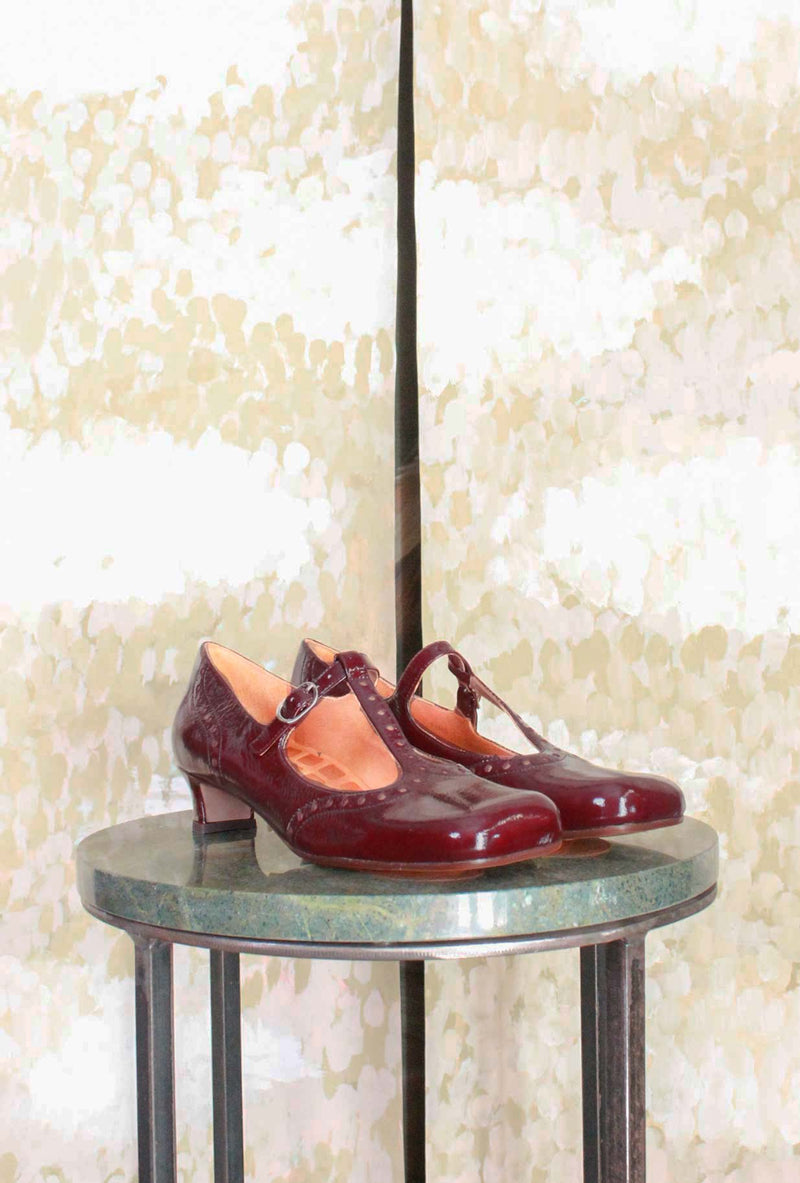 Décolleté Izaida di Chie Mihara realizzato in pregiata Borgogna Gold da Donna