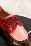 Scarpa stringata con tacco 035 Hayku di Chie Mihara color red tribal chic fw23 