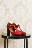Dècolleté wante di chie mihara con t-strap nell'esclusiva colorway red passion