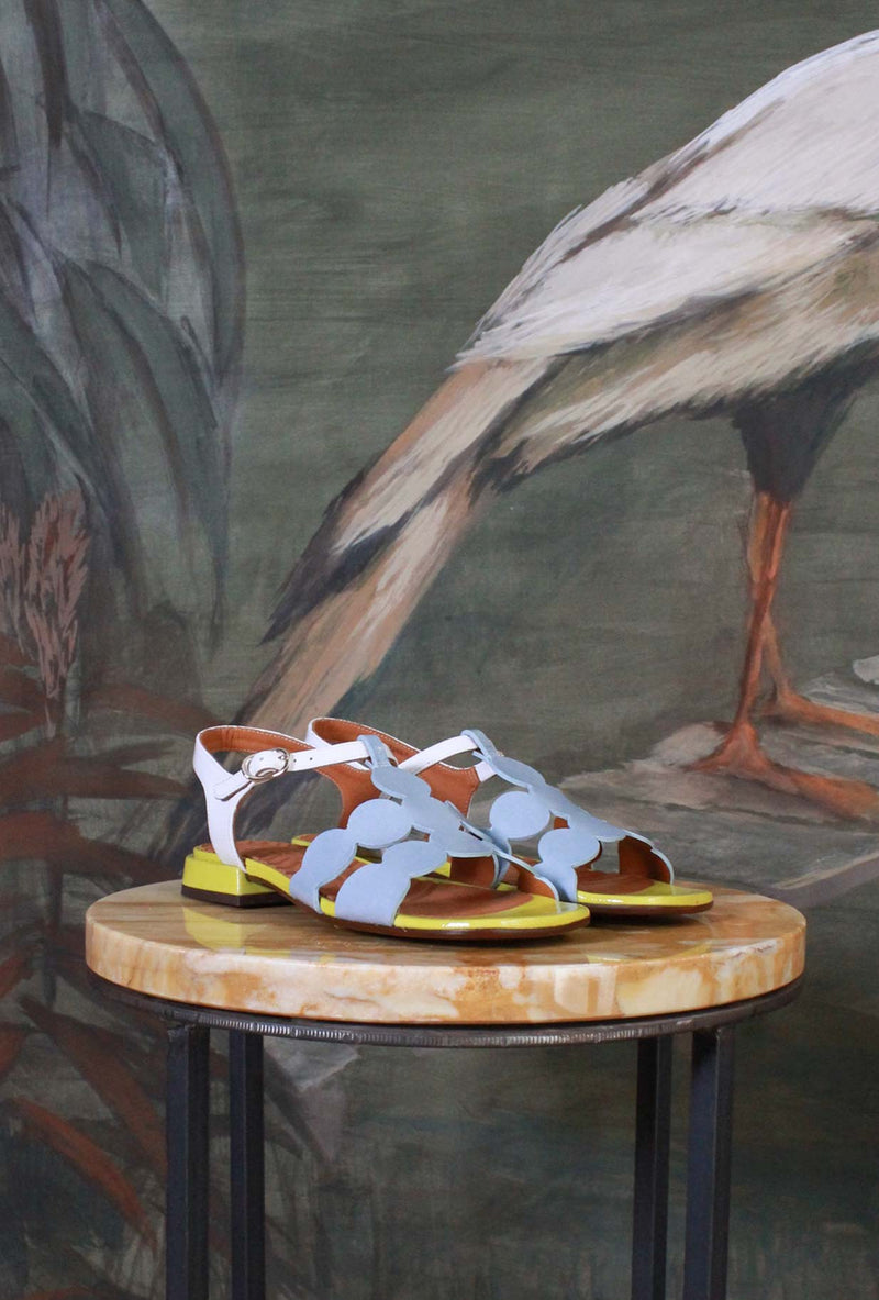 sandalo basso tyka di chie mihara in pelle verniciata lemon sorrento ss26 donna 