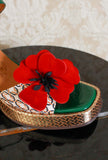 Chie mihara presenta il nuovo esclusivo sandalo Nassun red flower ss24