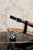 Slingback con tacco a rocchetto di chie mihara nella colorway optical black white ss24