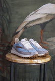 Sneaker ATHLETA ivory Light Sky di D.A.T.E. prende ispirazione dalle iconiche running degli anni ’70