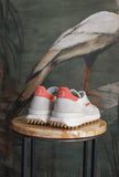 Sneaker ATHLETA Ivory Coral di D.A.T.E. prende ispirazione dalle iconiche running degli anni ’70