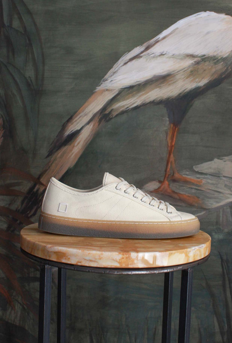 Sneaker Tender di D.A.T.E. reinterpreta lo stile casual con un tocco urbano e contemporaneo