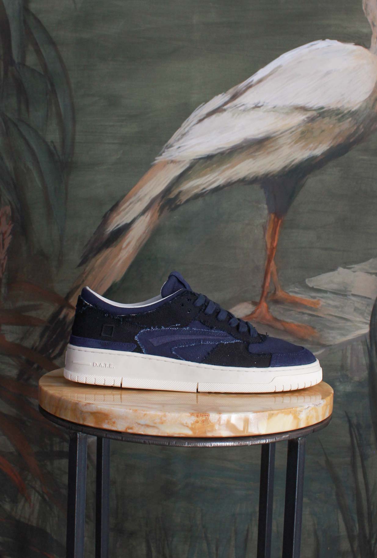 Sneaker Torneo Fringed di D.A.T.E. combina estetica minimal e spirito sporty-chic