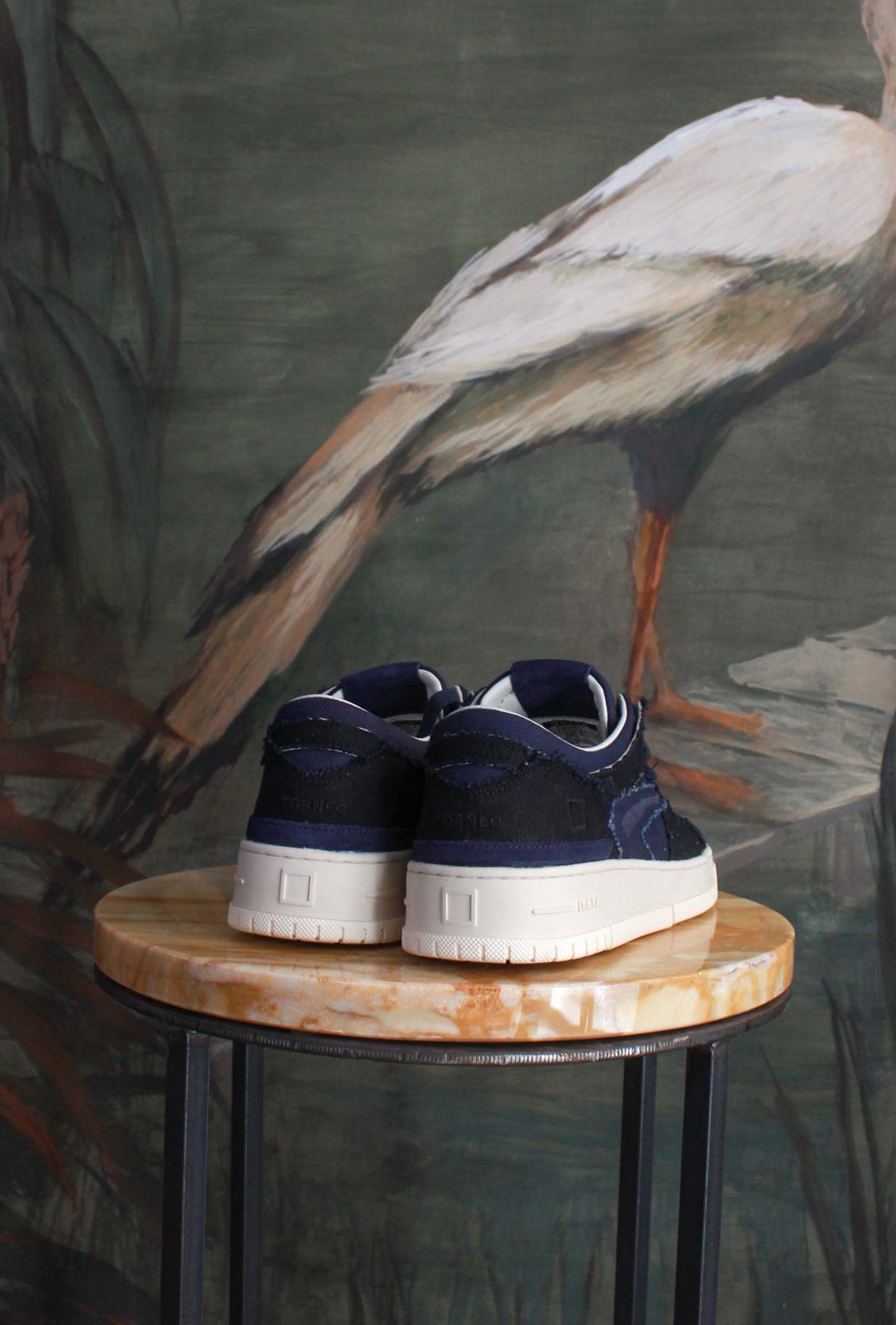 Sneaker Torneo Fringed di D.A.T.E. combina estetica minimal e spirito sporty-chic