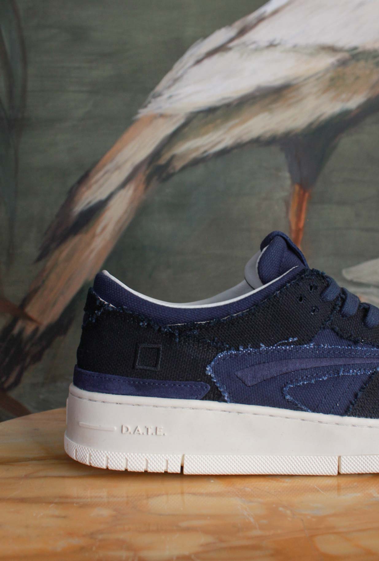 Sneaker Torneo Fringed di D.A.T.E. combina estetica minimal e spirito sporty-chic