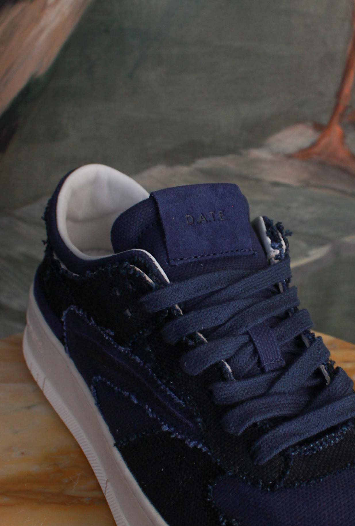 Sneaker Torneo Fringed di D.A.T.E. combina estetica minimal e spirito sporty-chic