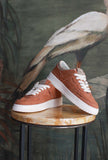Sneakers Torneo Fringed di D.A.T.E. combinano estetica minimal e spirito sporty-chic