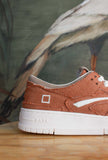 Sneakers Torneo Fringed di D.A.T.E. combinano estetica minimal e spirito sporty-chic