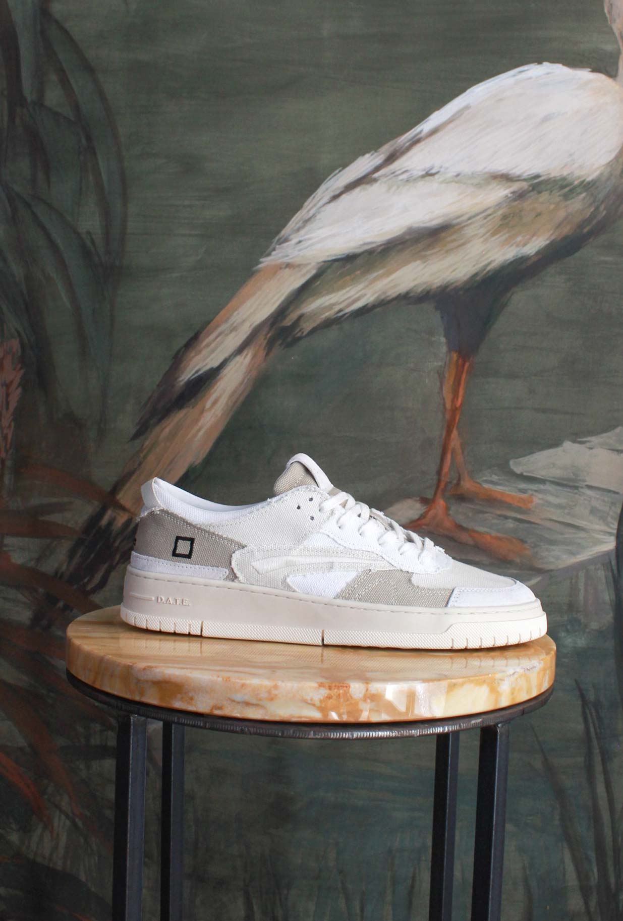 Sneakers Torneo Fringed di D.A.T.E. combinano estetica minimal e spirito sporty-chic