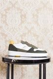 Sneakers court 2.0 di DATE da uomo color natural white green army fw23