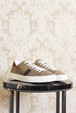 Sneakers flat hill low della maison DATE nella versione stone-army