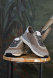 Date sneakers vintage 70’s leggera  confortevole versatili ed eleganti, rese uniche dalle inedite combinazioni di colori Touch Taupe 
