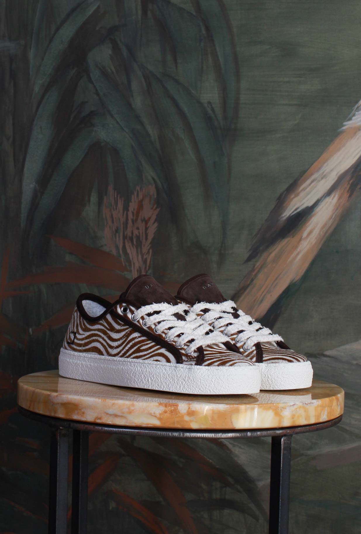 nuova sneakers tender di date con tomaia in pony animalier zebra da donna fw 25/26