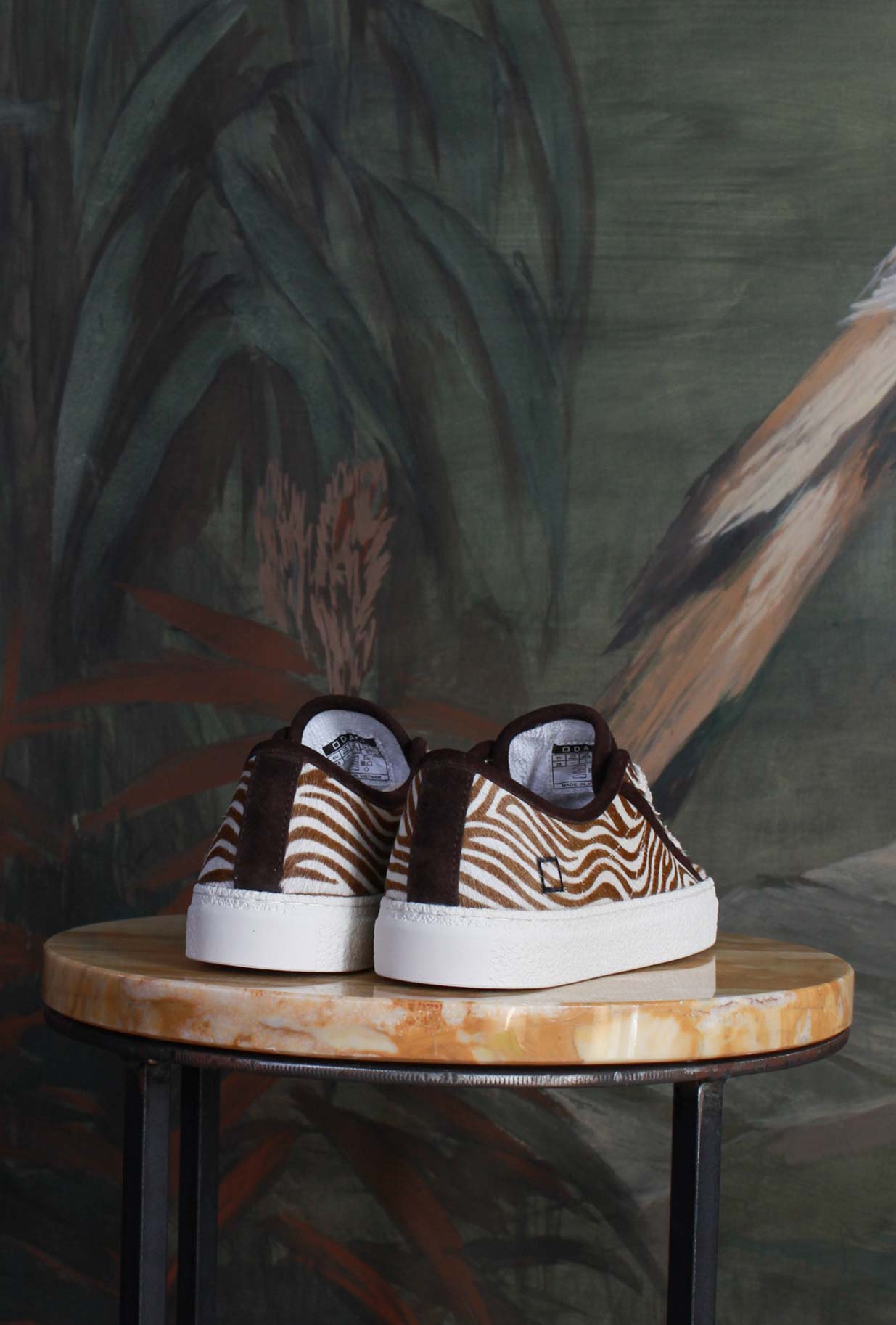 nuova sneakers tender di date con tomaia in pony animalier zebra da donna fw 25/26