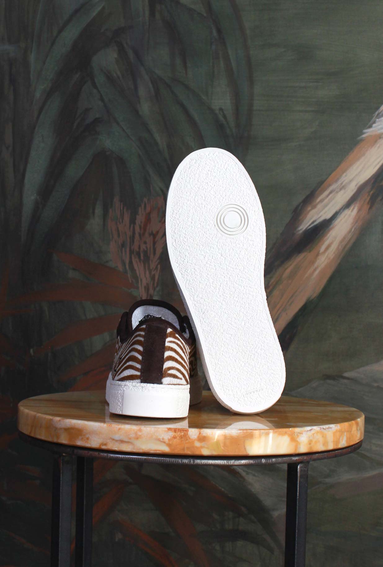 nuova sneakers tender di date con tomaia in pony animalier zebra da donna fw 25/26