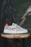 Nuova Sneakers Torneo di Date collezione estate in nylon color avorio da uomo e dettagli arancio