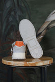 Nuova Sneakers Torneo di Date collezione estate in nylon color avorio da uomo e dettagli arancio