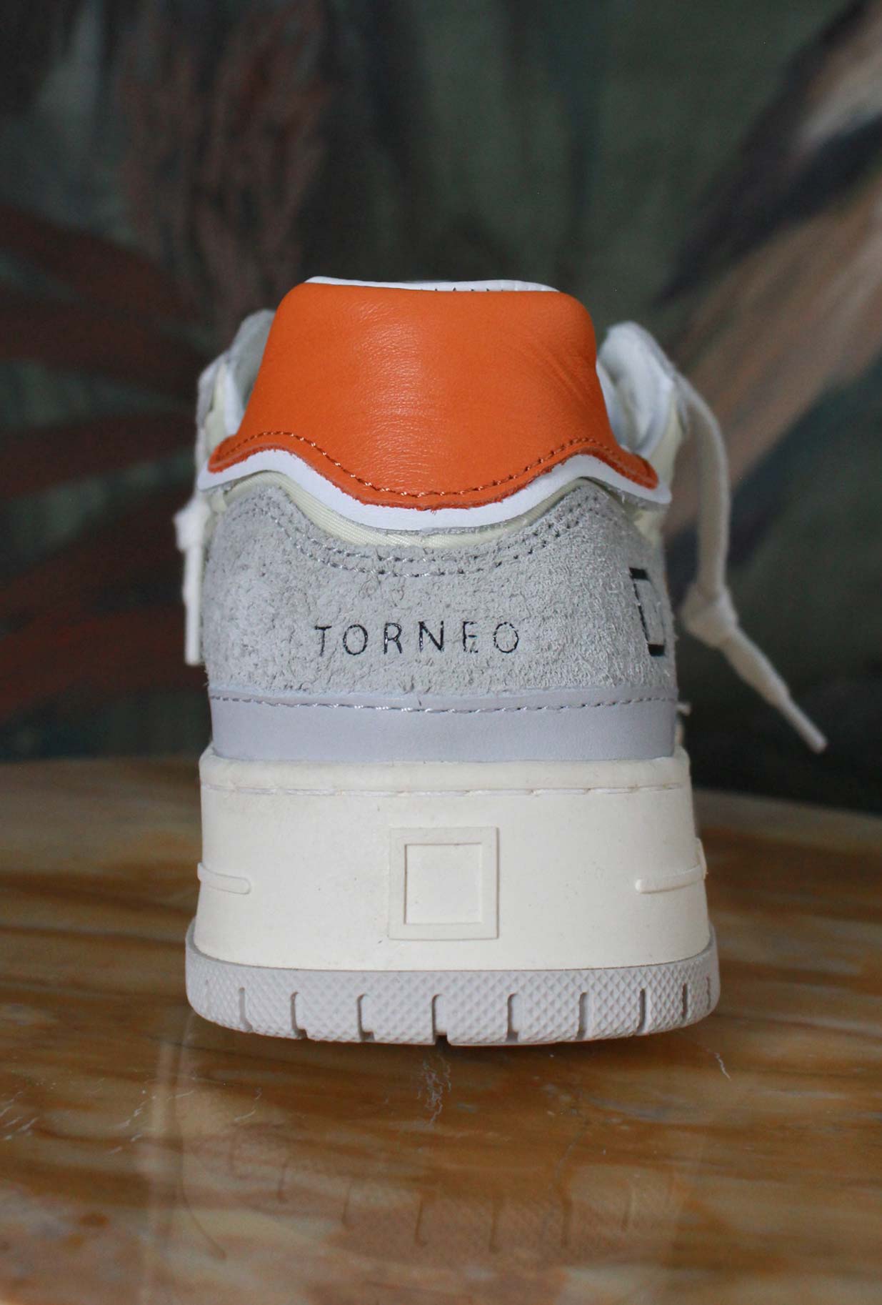 Nuova Sneakers Torneo di Date collezione estate in nylon color avorio da uomo e dettagli arancio