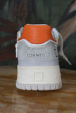 Nuova Sneakers Torneo di Date collezione estate in nylon color avorio da uomo e dettagli arancio