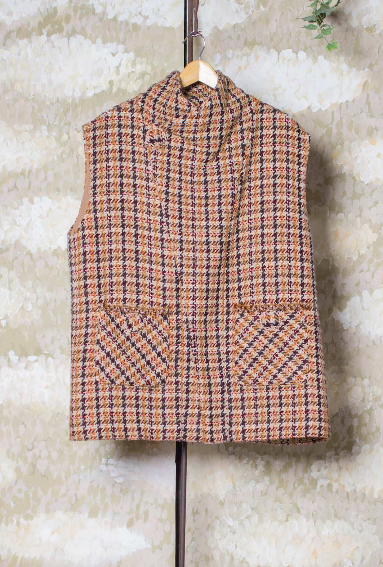 Gilet Over di Edward Paris proposto nella raffinata nuance Autumn Tweed da Donna