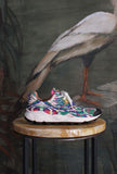 Flower Mountain reinterpreta l'iconica Sneakers Running Pampas con un'inedita stampa Ikat da Donna