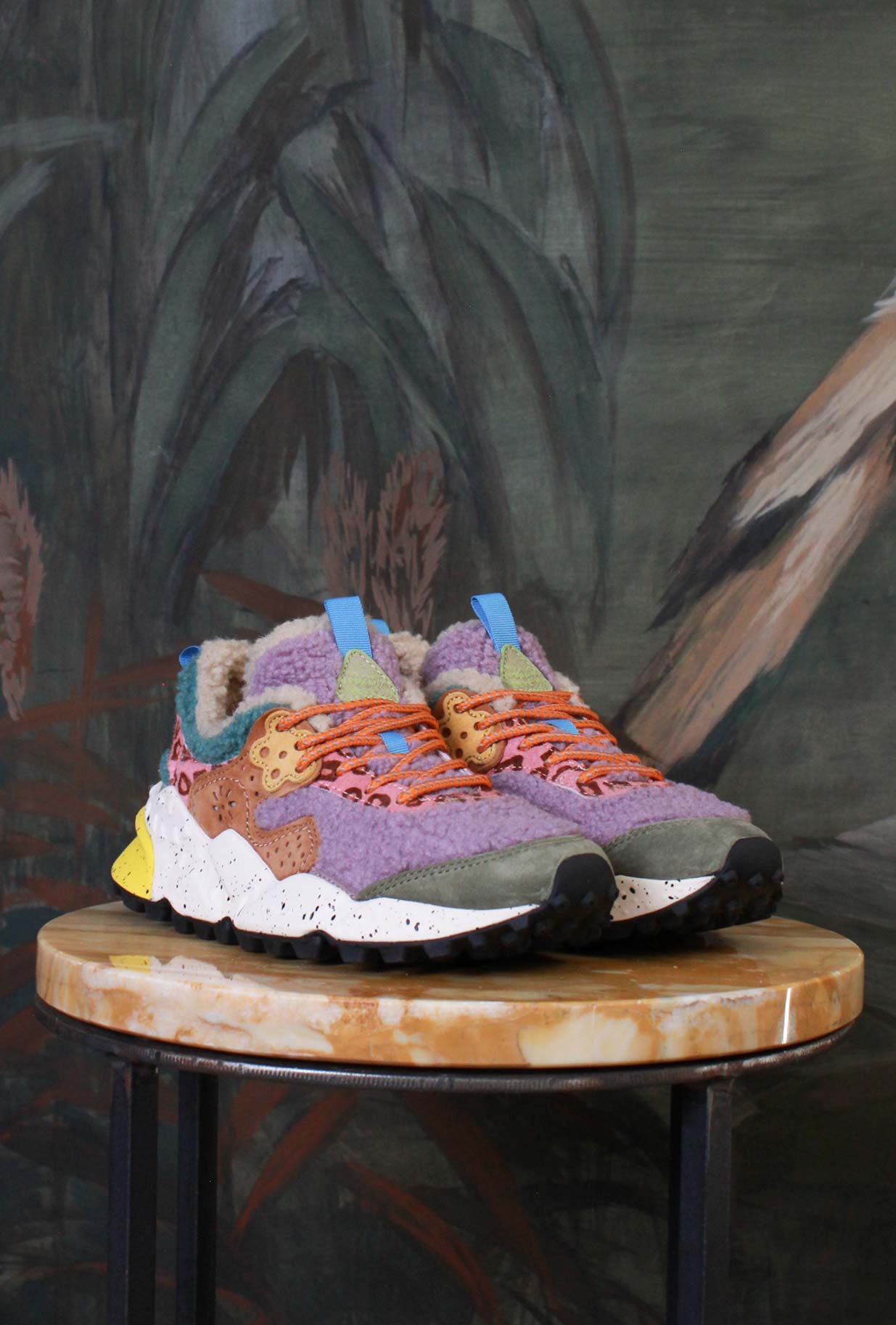 sneakers kotetsu di flower mountain da donna in suede e teddy color grey lilla e light brown
