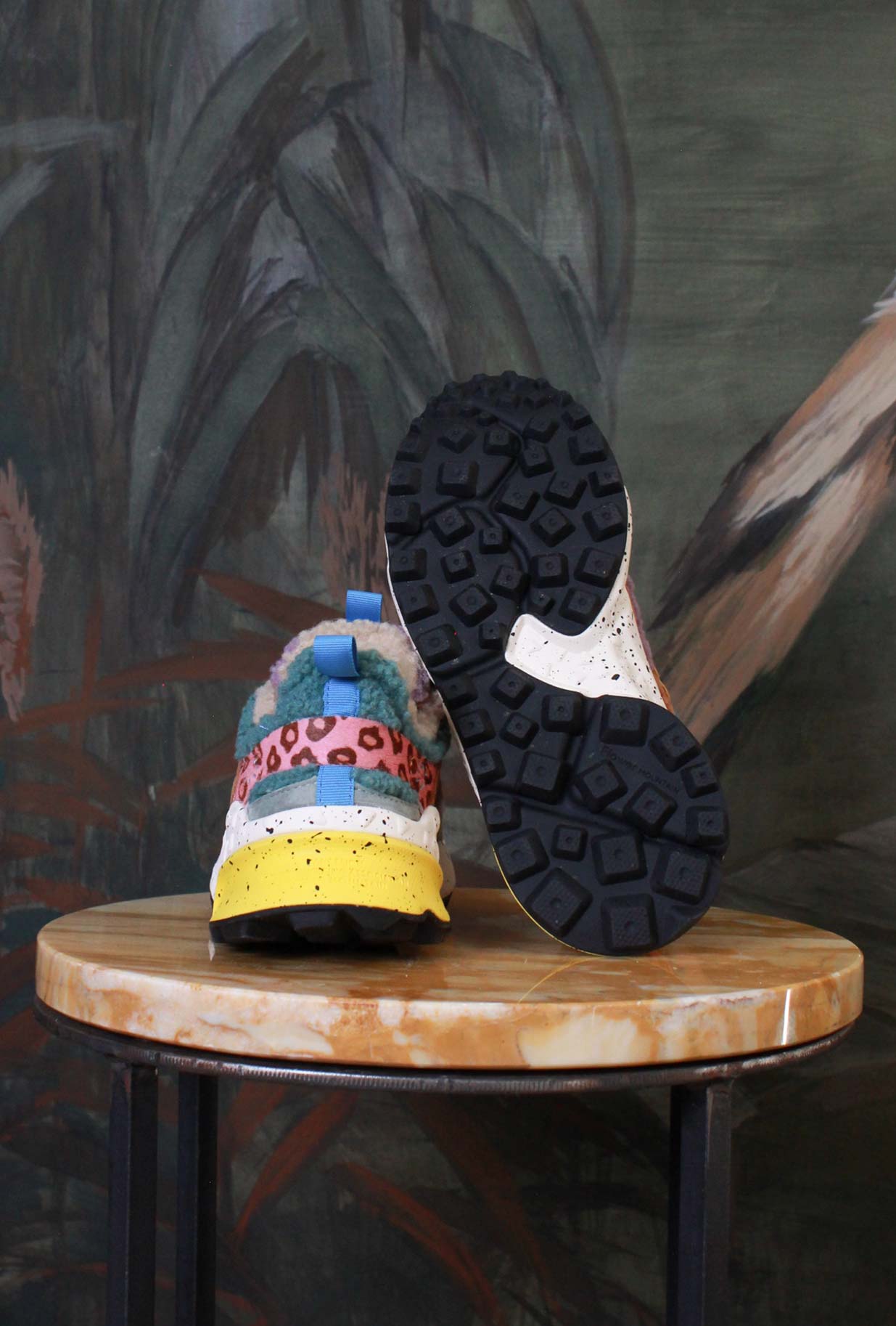 sneakers kotetsu di flower mountain da donna in suede e teddy color grey lilla e light brown