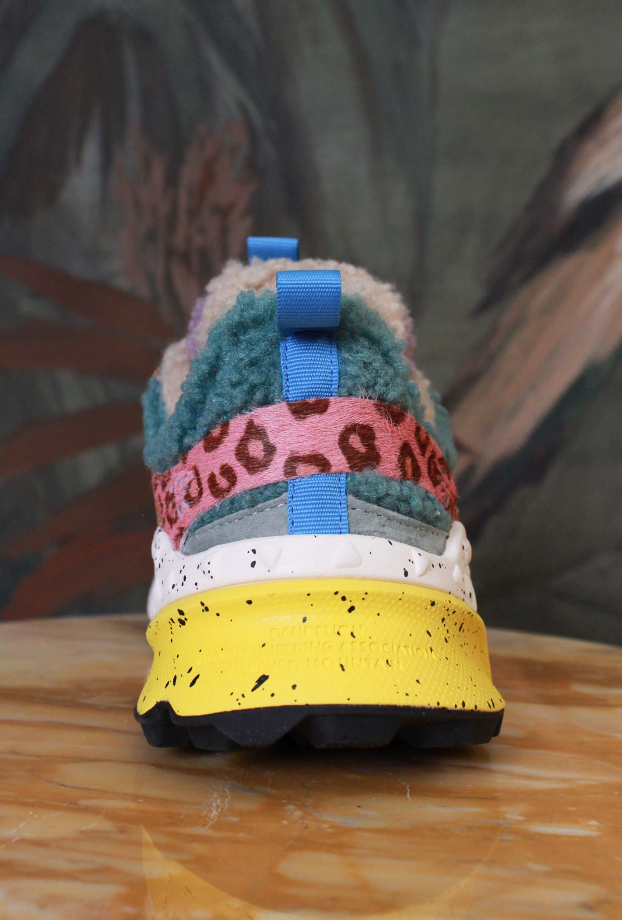 sneakers kotetsu di flower mountain da donna in suede e teddy color grey lilla e light brown