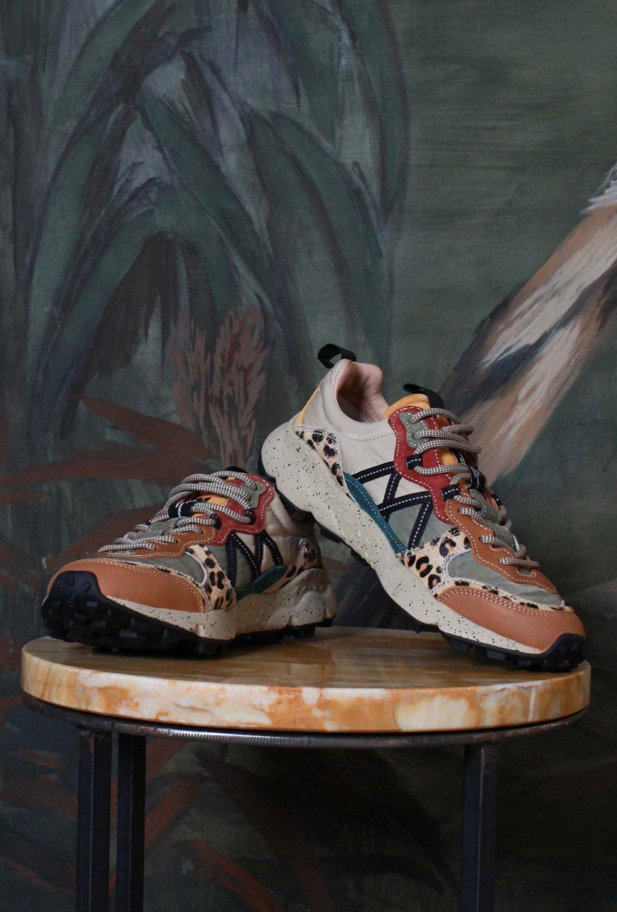 Flower Mountain Lenzan dinamica cromie Sneakers Lenzan Woman Suede-Pony Military-Black-Taupe